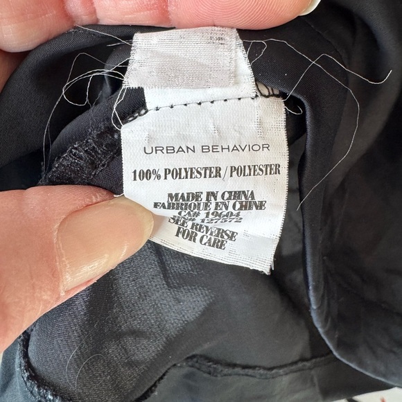 Urban Behavior black Asymmetrical Sleeveless Tank Top - Picture 6 of 6